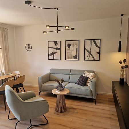 Haus Daut Fewo Mit Hallenbad ヴィリンゲン エクステリア 写真