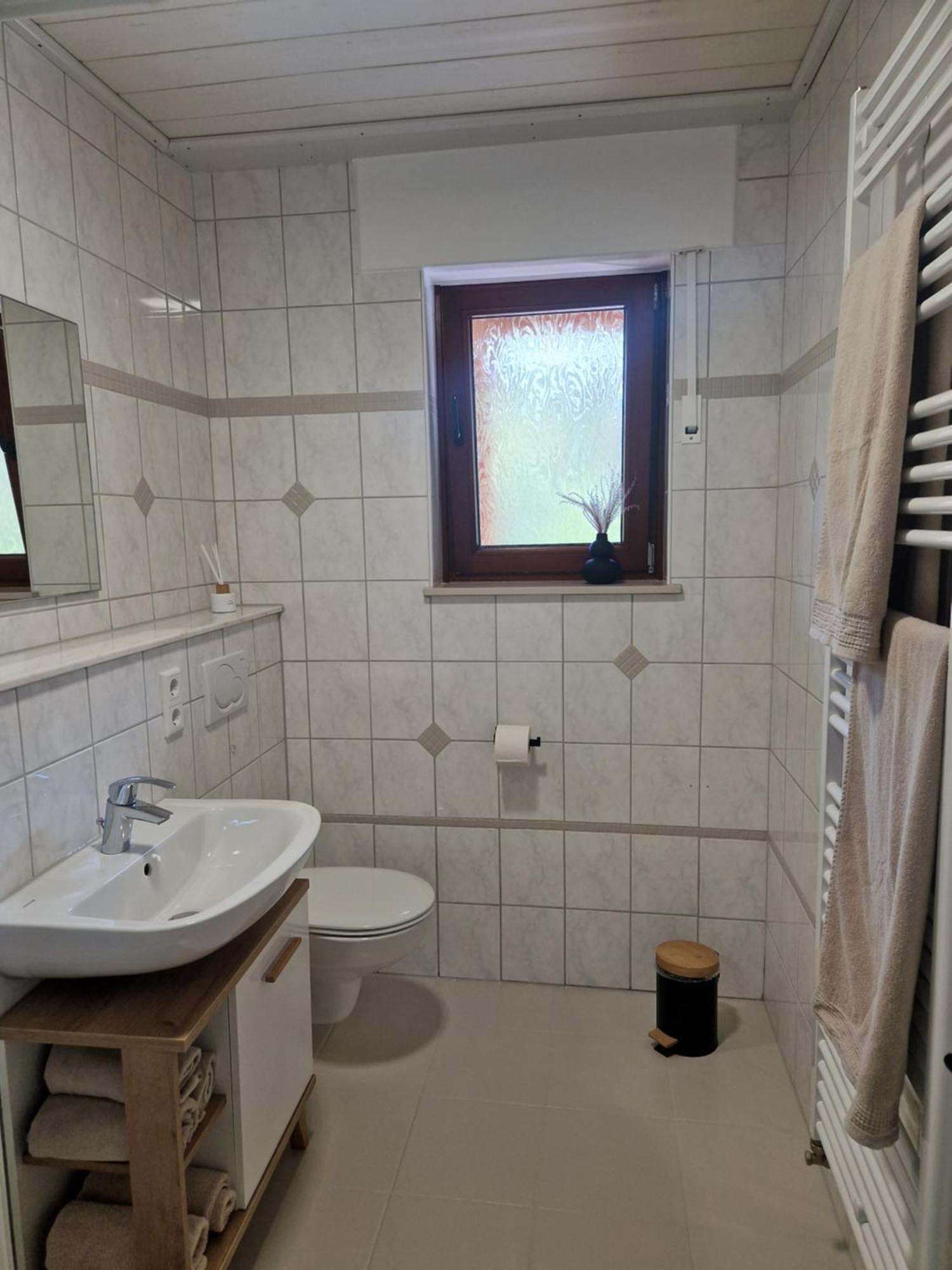 Haus Daut Fewo Mit Hallenbad ヴィリンゲン 部屋 写真